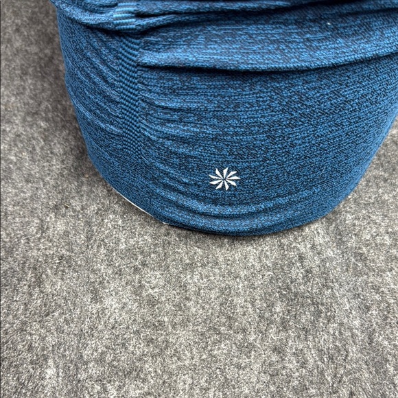 Athleta Blue Fitted Sleeveless Tank Top - Picture 4 of 4